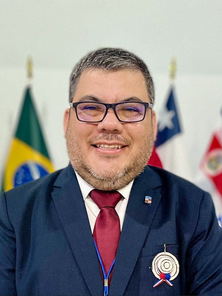 Arnold J. Reyes